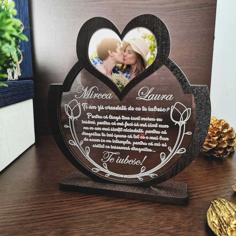 Cadou personalizat Trofeu - Declaratie iubire Trofeul personalizat este cadoul perfect pentru persoana iubită, având un mesaj emoționant și loc pentru o fotografie specială.